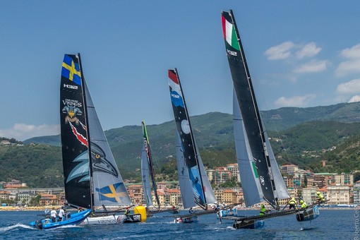 Varazze, si aggiudica la tappa varazzina della M32 Mediterranean Series, il team "Vitamina Veloce"