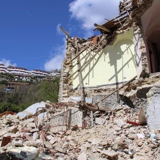 Crollo in un cantiere a Tovo, tre rinvii a giudizio per la morte di Maurizio Superchi