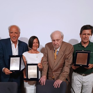 Alassio celebra l’eccellenza: conferiti i "Premi Estate 2024" del Centro Pannunzio Alassio celebra l’eccellenza: conferiti i "Premi Estate 2024" del Centro Pannunzio