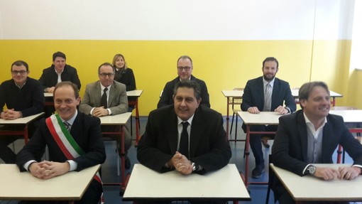 Il candidato alla Camera Mulè: "Nell’Italia delle incompiute, la scuola di Andora è l’esempio positivo di efficienza della filiera istituzionale di centrodestra" Il candidato alla Camera Mulè: "Nell’Italia delle incompiute, la scuola di Andora è l’esempio positivo di efficienza della filiera istituzionale di centrodestra"