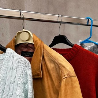 Cinquant'anni di Caritas diocesana a Savona: mercatino vintage in via Manzoni a cura dei centri d'ascolto