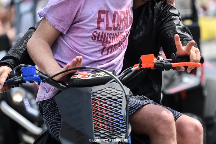 Visita alle colonie a Celle, una gustosa Dolcissima Pietra, Mototerapia e Pedalata a Vado: una domenica speciale nel savonese Visita alle colonie a Celle, una gustosa Dolcissima Pietra, Mototerapia e Pedalata a Vado: una domenica speciale nel savonese