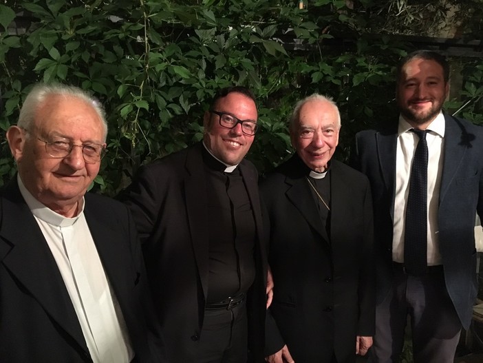 Ad Albenga questa sera la consegna del Leoncino d'Argento al Senatore Mario Mauro Ad Albenga questa sera la consegna del Leoncino d'Argento al Senatore Mario Mauro