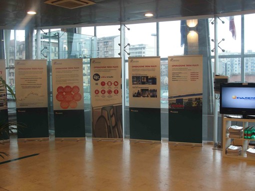 “Operazione treni puliti”: l’impegno di Trenitalia per il decoro dei treni liguri “Operazione treni puliti”: l’impegno di Trenitalia per il decoro dei treni liguri