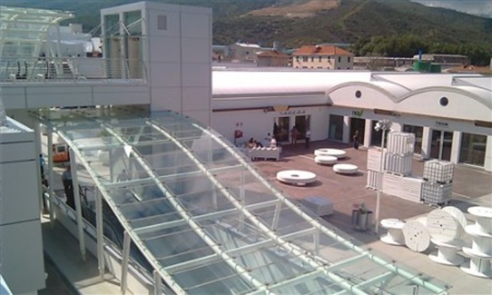 Questa sera i comici Zelig e Colorado al Molo 844 Questa sera i comici Zelig e Colorado al Molo 844