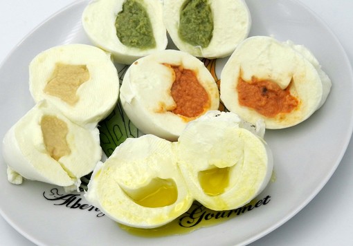 La Mozzarella di Bufala arriva in tavola anche in versione gourmet La Mozzarella di Bufala arriva in tavola anche in versione gourmet