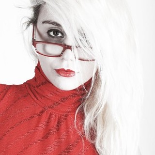 Esce oggi "I'm the Queen", l'ultimo lavoro musicale della cantante cairese "Mystic flaMe"