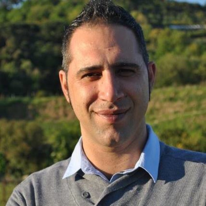 Valleggia in lutto per la scomparsa del consigliere comunale Matteo Aliprandi Valleggia in lutto per la scomparsa del consigliere comunale Matteo Aliprandi