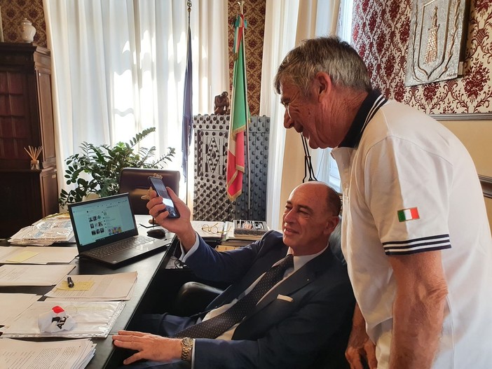 Alassio chiama Vespucci. Melgrati: "Un onore e una grande emozione vedervi nella nostra baia" Alassio chiama Vespucci. Melgrati: "Un onore e una grande emozione vedervi nella nostra baia"