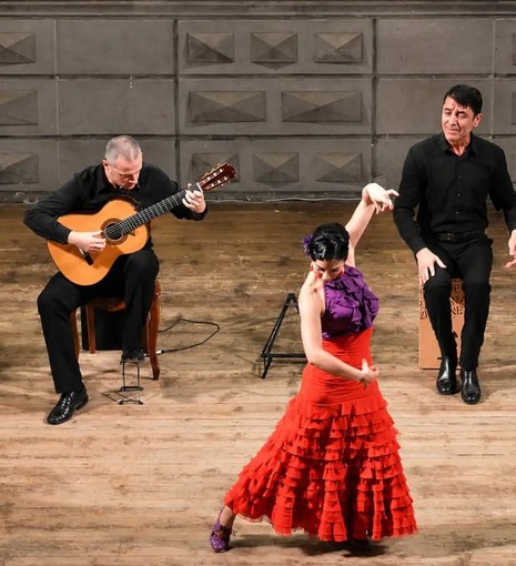 "El fuego flamenco" ad Albissola Marina con il Trio Mediterranea "El fuego flamenco" ad Albissola Marina con il Trio Mediterranea