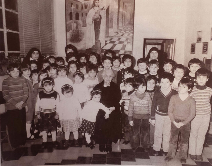 Savona: a Legino si celebrano i 90 anni dei "Rondinini" di Maria Giuseppina Valdettaro Savona: a Legino si celebrano i 90 anni dei "Rondinini" di Maria Giuseppina Valdettaro