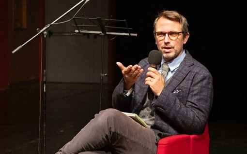 Al professor Matteo Paoletti, di Alassio, il Fondo Italiano per la Scienza di 1,6 milioni per studiare il rapporto tra teatro e diplomazia culturale Al professor Matteo Paoletti, di Alassio, il Fondo Italiano per la Scienza di 1,6 milioni per studiare il rapporto tra teatro e diplomazia culturale