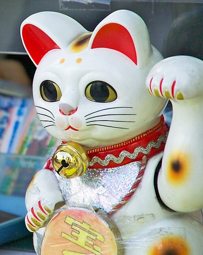 29 settembre: è il Maneki Neko Day, letteralmente il gatto che chiama 29 settembre: è il Maneki Neko Day, letteralmente il gatto che chiama