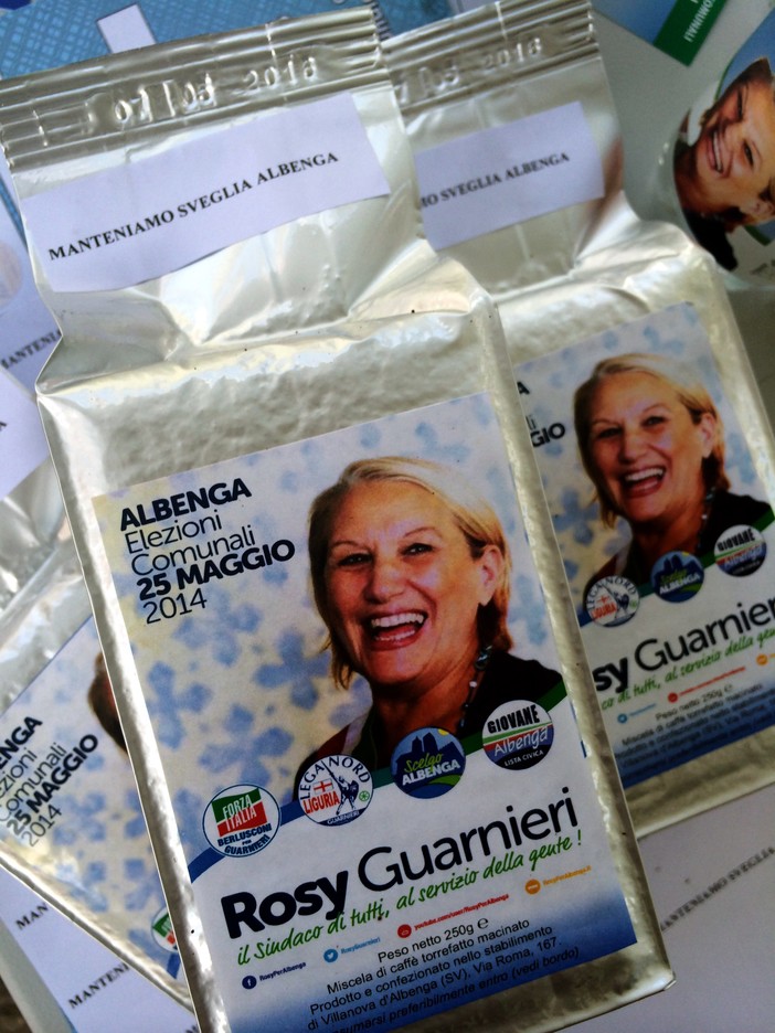 Elezioni Albenga, il caffè di Rosy Guarnieri sindaco? Un successo Elezioni Albenga, il caffè di Rosy Guarnieri sindaco? Un successo