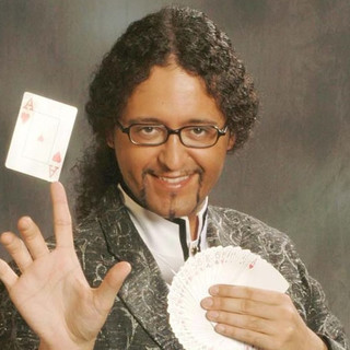 Andora, illusionismo e buon umore con il Mago Gentile Andora, illusionismo e buon umore con il Mago Gentile