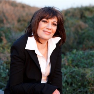 Savona, “Tempo mosso” concerto live di Mariella Nava al Teatro Chiabrera