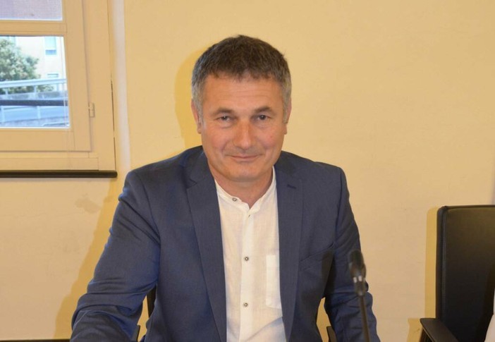 In foto il consigliere con delega ai trasporti Ndricim Aga