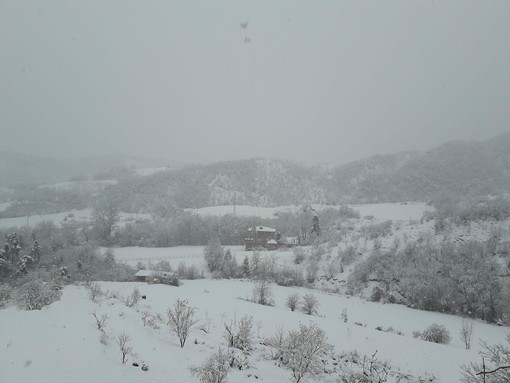 Maltempo, nell'entroterra ligure temperature ancora in calo fino a domattina Maltempo, nell'entroterra ligure temperature ancora in calo fino a domattina