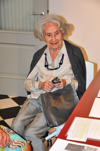 Lutto per la scomparsa della vedova del pittore Peluzzi