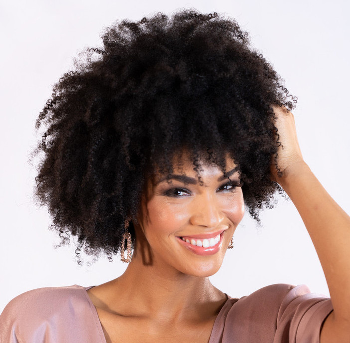 Varazze, Nicole Magolie e la sua band: sabato 15 giugno un tributo alle icone della musica pop