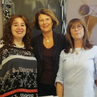 Nella foto, da sinistra a destra: Elena Capra, Mariapia Di Matteo e Gabriella Rosso