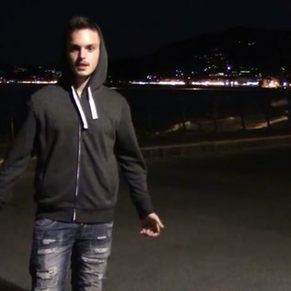 Nicholas, giovane ragazzo di Garlenda, rincorre il suo sogno: diventare uno Youtuber