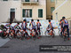 Una nuova piastrella per il Muretto dei Ciclisti di Laigueglia dedicata alla collaborazione con la Polizia Stradale