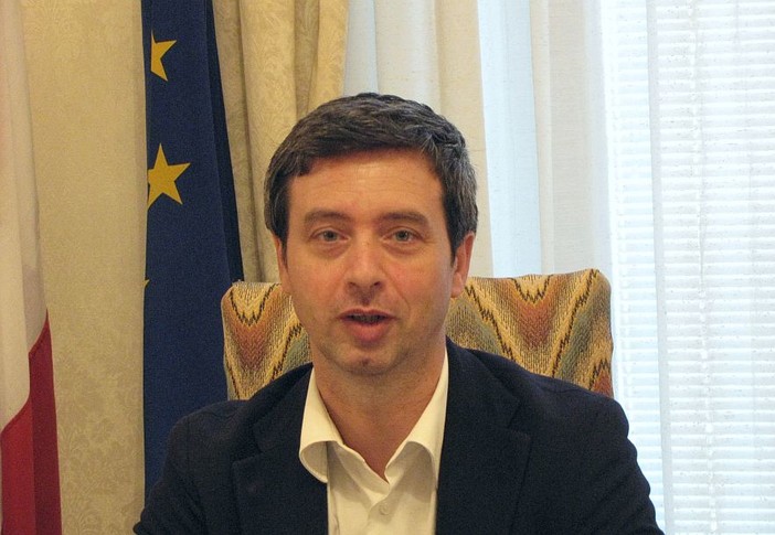 Entrano nel vivo le primarie del Pd: Andrea Orlando arriva a Savona