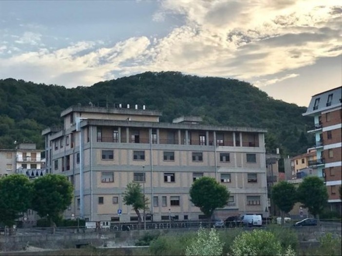 L'assessore Viale all'assemblea dei sindaci del Distretto sociosanitario delle Bormide: si parlerà della privatizzazione dell'ospedale di Cairo L'assessore Viale all'assemblea dei sindaci del Distretto sociosanitario delle Bormide: si parlerà della privatizzazione dell'ospedale di Cairo