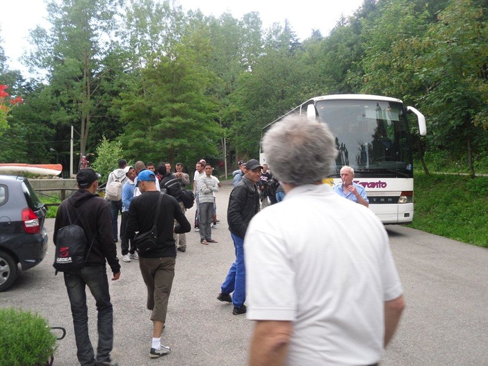 Frascherelli: "Non previsto arrivo di profughi a Finale. Ospitati comunque in enti ecclesiastici, non in alberghi"