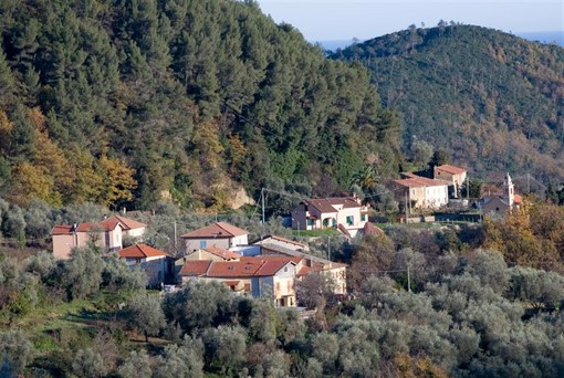 La Fondazione del Raggruppamento Ingauno Volontari della Libertà spegne 40 candeline La Fondazione del Raggruppamento Ingauno Volontari della Libertà spegne 40 candeline