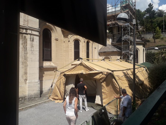 Crollo ponte, 10 feriti negli ospedali: 9 sono gravi