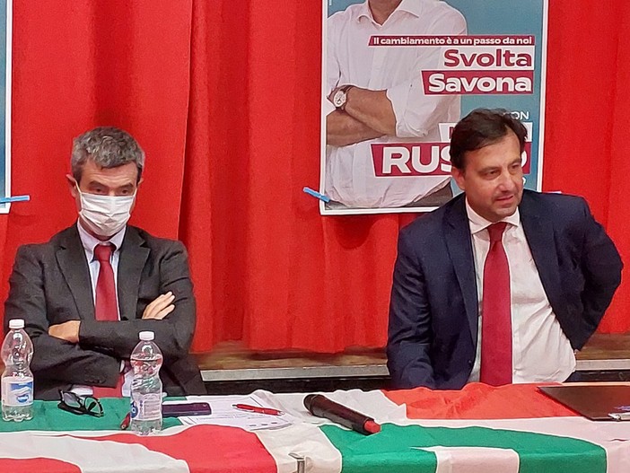 Savona, il Ministro Orlando a sostegno di Russo in mezzo ai lavoratori: &quot;Scelta giusta mettere il lavoro alla fine della campagna elettorale&quot; (FOTO e VIDEO)