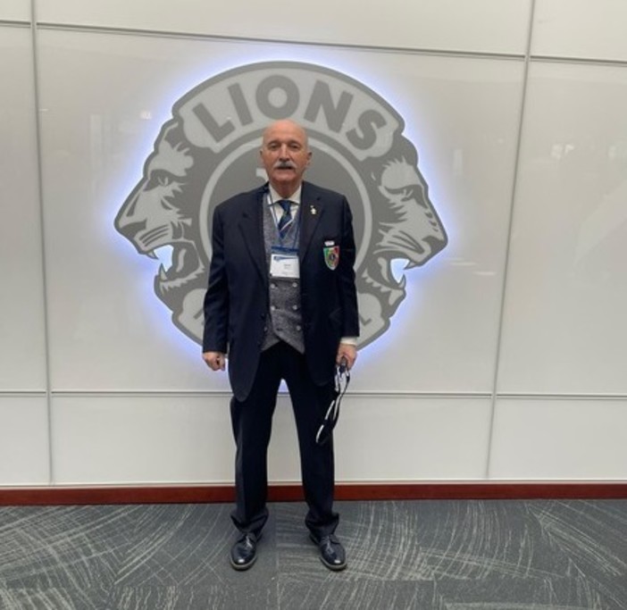 Oscar Bielli presso la sede Lions di Chicago