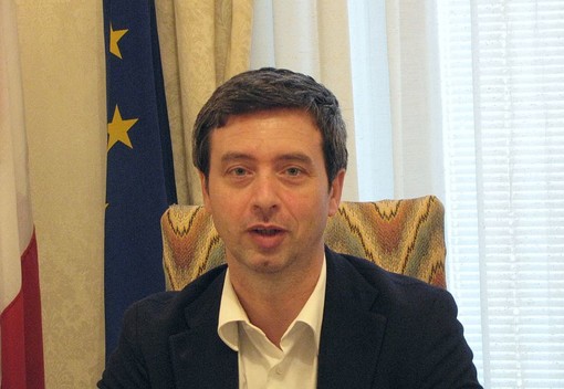 Entrano nel vivo le primarie del Pd: Andrea Orlando arriva a Savona