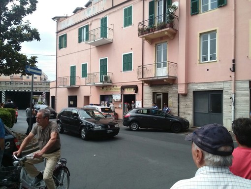Omicidio/Suicidio di Albenga: Loredana Colucci morta sotto i violenti colpi di coltello dell'ex compagno Omicidio/Suicidio di Albenga: Loredana Colucci morta sotto i violenti colpi di coltello dell'ex compagno