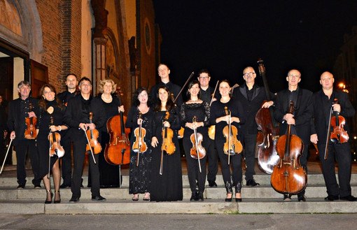L'Orchestra d'Archi Bartolomeo Bruni - Città di Cuneo L'Orchestra d'Archi Bartolomeo Bruni - Città di Cuneo