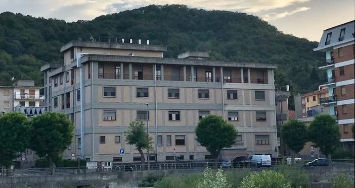 Ospedale Cairo, Lambertini: "Si mantengano le promesse per una struttura all'altezza delle esigenze della Val Bormida" Ospedale Cairo, Lambertini: "Si mantengano le promesse per una struttura all'altezza delle esigenze della Val Bormida"