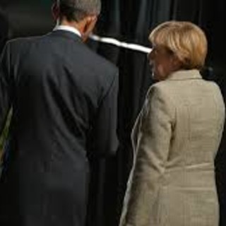 Obama origliava la Merkel, i tedeschi intercettavano segreti, gli italiani spiati da tutti Obama origliava la Merkel, i tedeschi intercettavano segreti, gli italiani spiati da tutti
