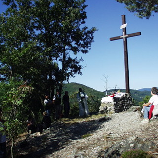 A Mallare la tradizionale processione settembrina alla “Rocca della Madonna”