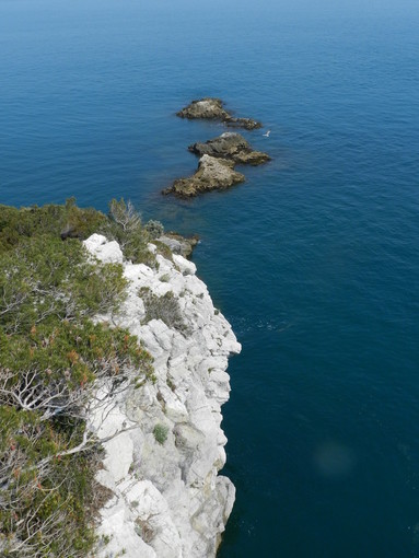 Bergeggi: escursione a Punta Predani e alla Grotta Marina