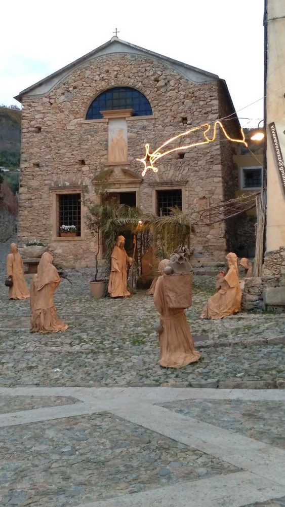 Torna la 3° edizione di "Presepi a Verezzi", borgate vestite a festa e tanti eventi collaterali Torna la 3° edizione di "Presepi a Verezzi", borgate vestite a festa e tanti eventi collaterali