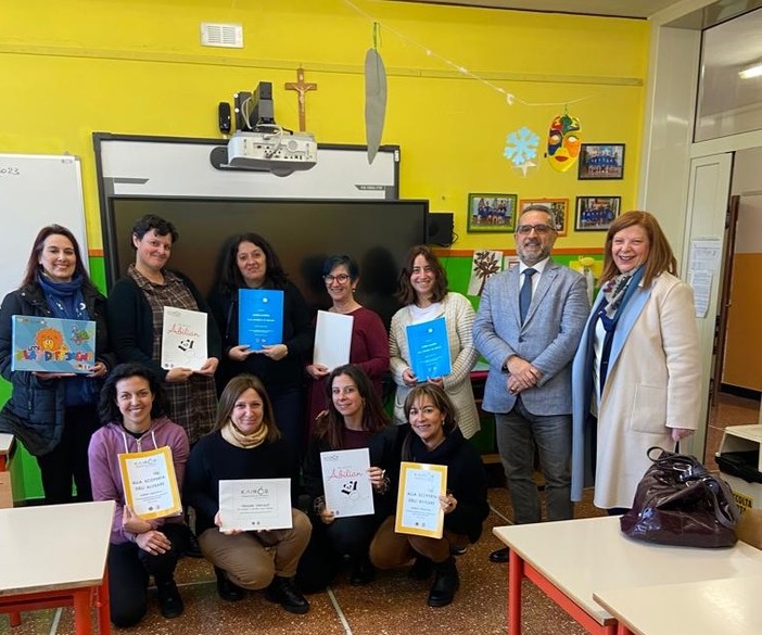 Progetto "Kairos", il Lions Club Alassio "Baia del Sole" coinvolge la scuola primaria "Badarò" di Laigueglia Progetto "Kairos", il Lions Club Alassio "Baia del Sole" coinvolge la scuola primaria "Badarò" di Laigueglia