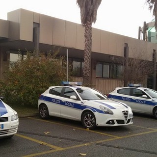 Albenga: spacciatore arrestato in via Carloforte dalla polizia locale