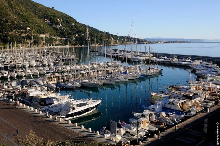 Alassio, l’Amministrazione propone l'acquisto delle quote della Marina detenute dal Cnam