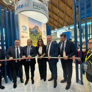 Piemonte e Liguria unite in sella: al TTG di Rimini firmato un patto per il cicloturismo