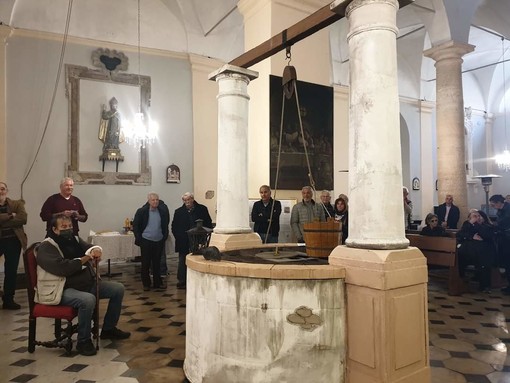Pietra, a 112 anni dalla sua demolizione in "Ciassa Vegia" rivive l'antico pozzo (FOTO)