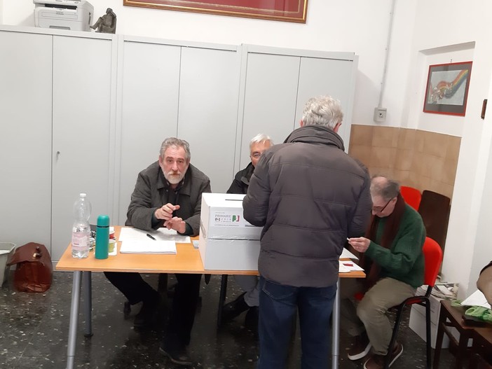 Savona, sede Pd Villetta-Valloria (sezioni dalla 11 alla 16), ex sezione Garelli, via Genova