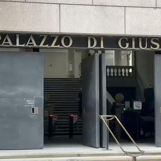 Prima volta in Italia: il Csm sanziona un magistrato per un'intervista. Il caso parte da Genova