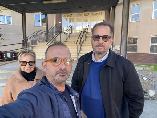 Albenga, Podio sulle scuole di via Degli Orti: "No a promiscuità tra adulti e ragazzi, il Comune indichi la nuova sede del C.P.I.A." Albenga, Podio sulle scuole di via Degli Orti: "No a promiscuità tra adulti e ragazzi, il Comune indichi la nuova sede del C.P.I.A."